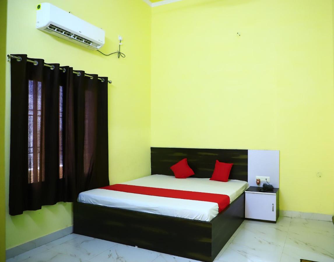 Shivraj Homestay Mathura Eksteriør billede