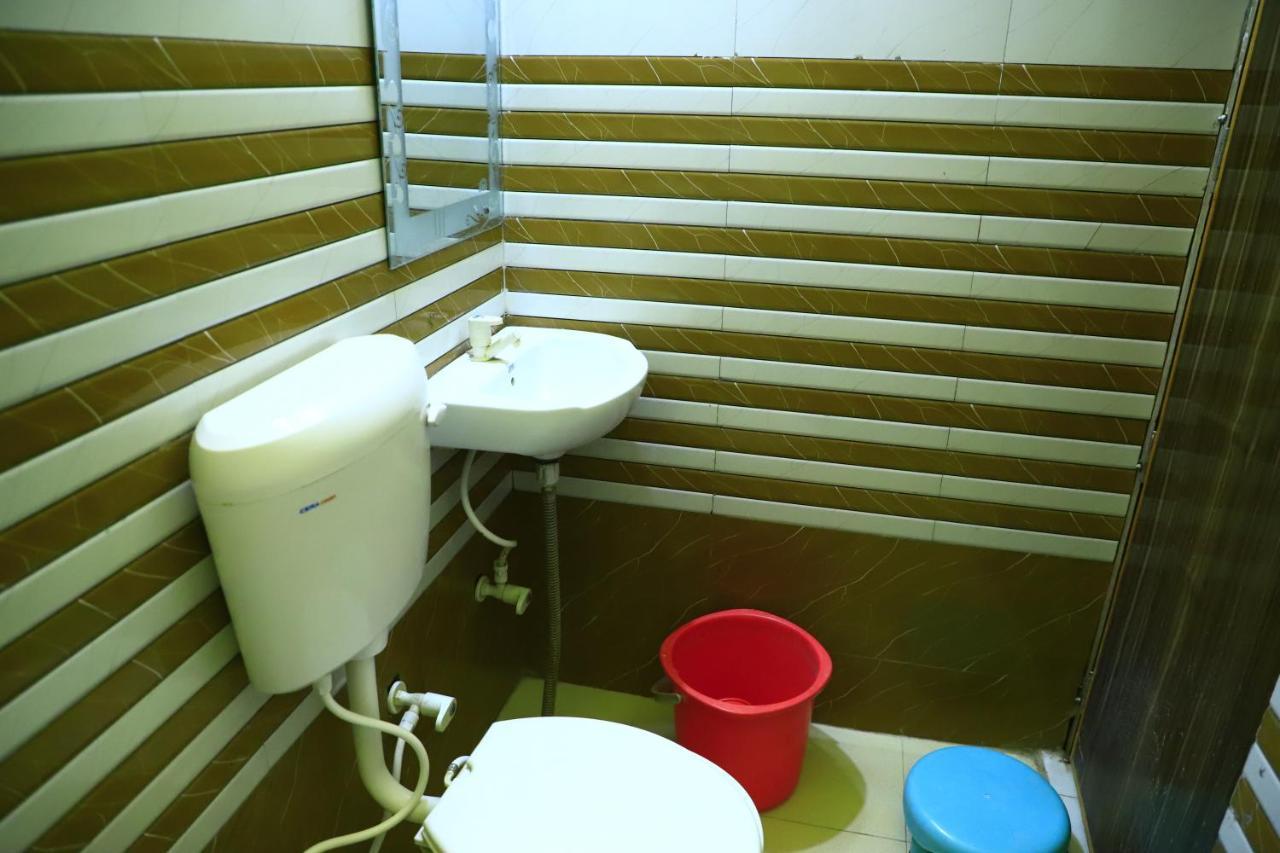 Shivraj Homestay Mathura Eksteriør billede