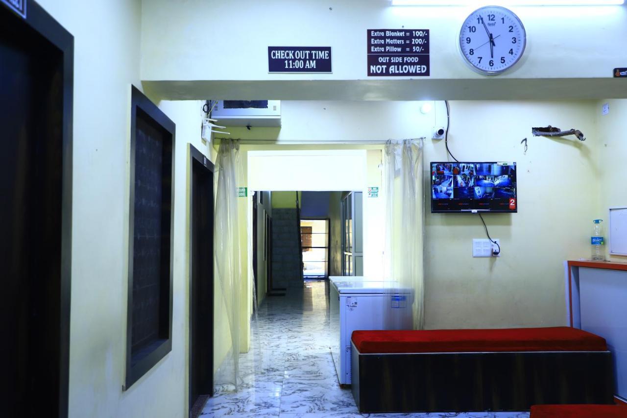 Shivraj Homestay Mathura Eksteriør billede